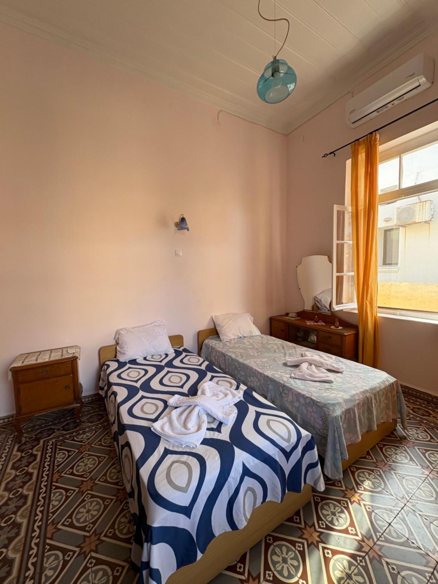 Shared House , Private Rooms With Garden Chania  Exterior foto